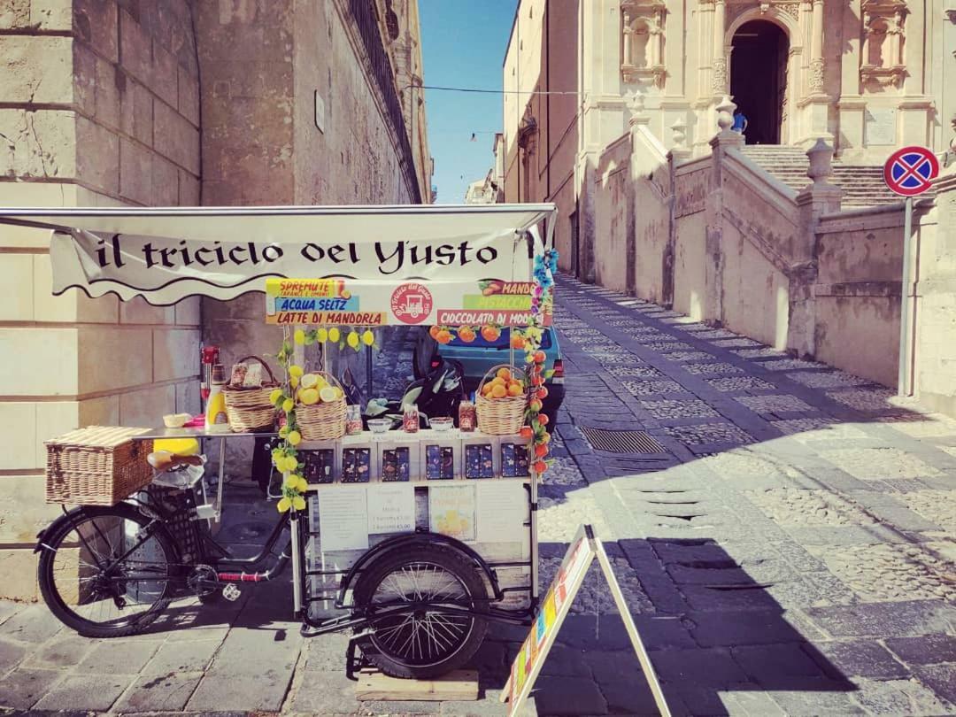 Overlookingsea Lido di Noto Екстериор снимка